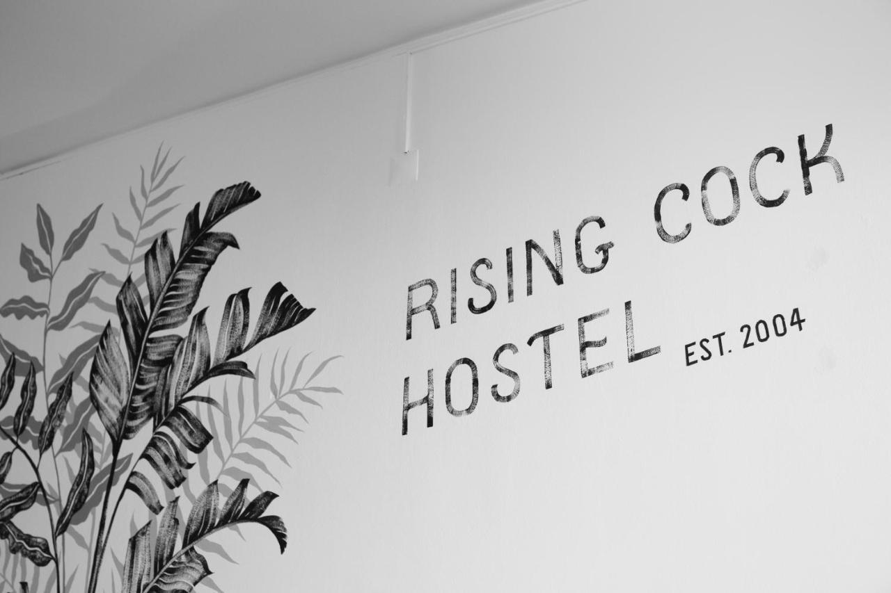 Auberge de jeunesse Rising Cock Party Lagos